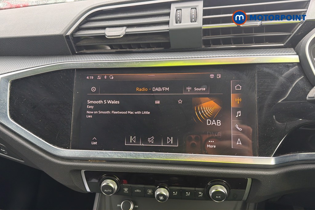 Audi Q3 S Line Manual Petrol SUV - Stock Number (1635673) - 9th supplementary image