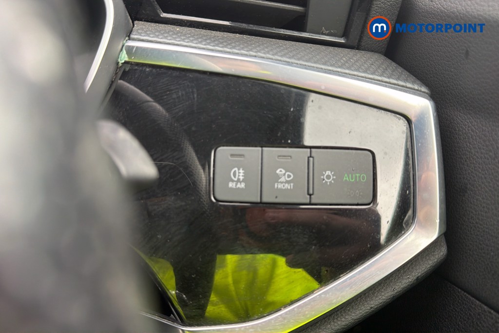 Audi Q3 S Line Manual Petrol SUV - Stock Number (1635673) - 18th supplementary image