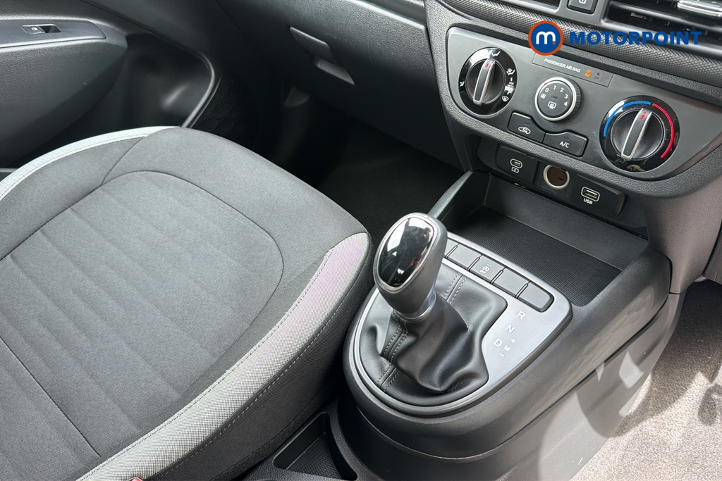 Hyundai I10 Advance Automatic Petrol Hatchback - Stock Number (1635707) - 15th supplementary image
