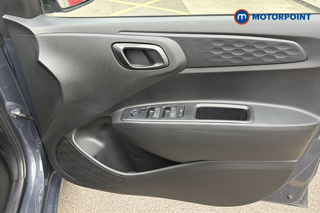 Hyundai I10 Advance Automatic Petrol Hatchback - Stock Number (1635707) - 18th supplementary image