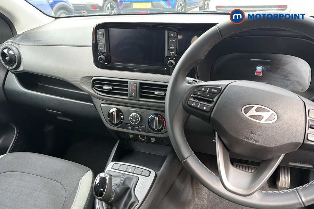 Hyundai I10 Advance Automatic Petrol Hatchback - Stock Number (1635707) - 1st supplementary image