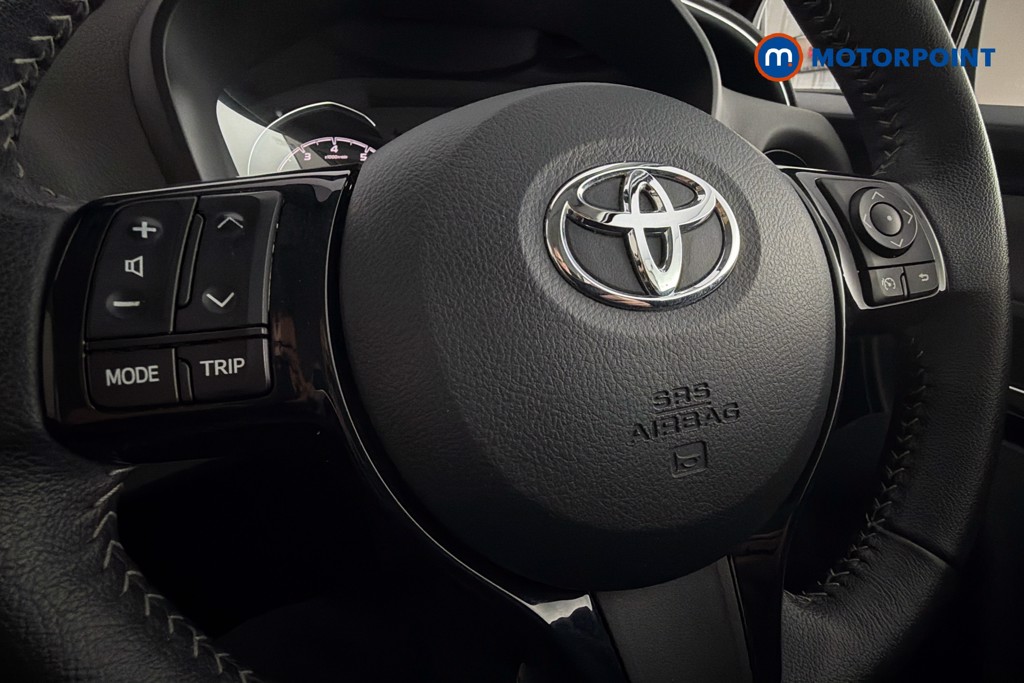 Toyota Yaris Icon Tech Manual Petrol Hatchback - Stock Number (1635731) - 5th supplementary image