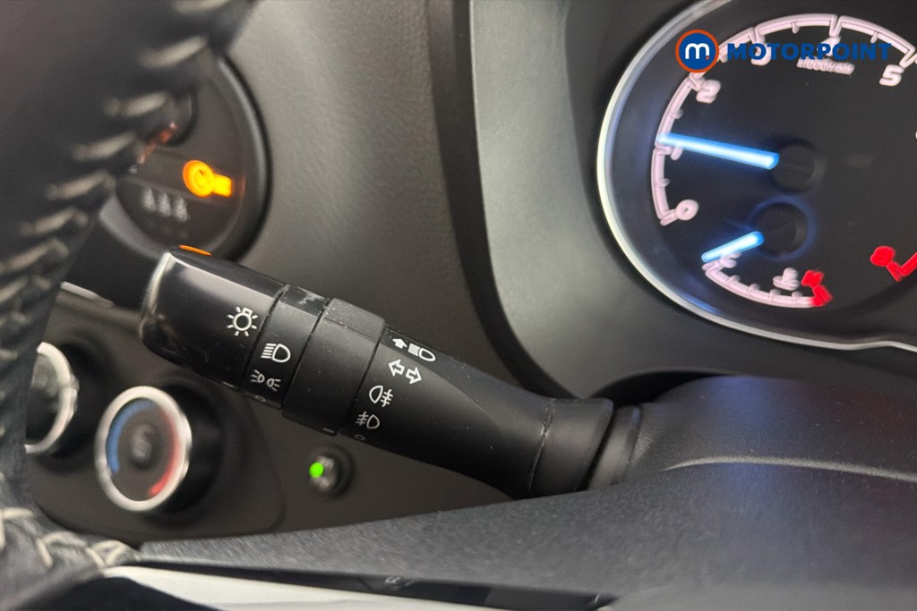 Toyota Yaris Icon Tech Manual Petrol Hatchback - Stock Number (1635731) - 6th supplementary image