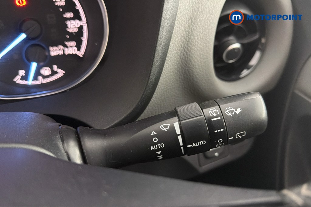 Toyota Yaris Icon Tech Manual Petrol Hatchback - Stock Number (1635731) - 7th supplementary image