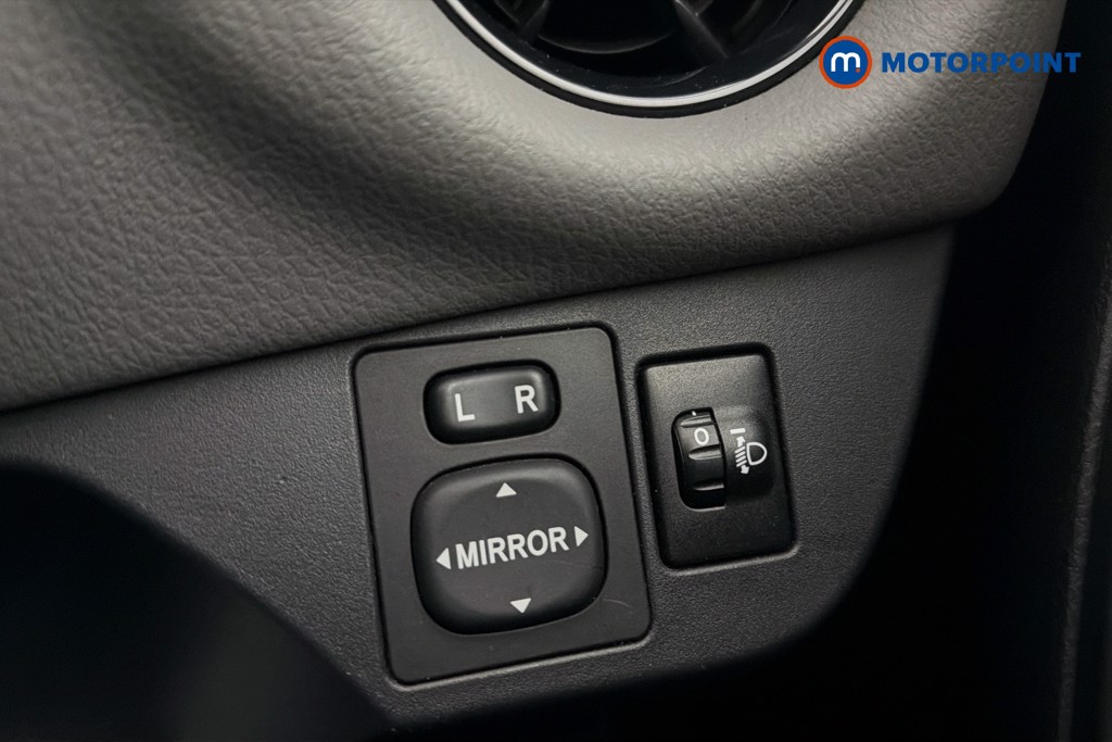 Toyota Yaris Icon Tech Manual Petrol Hatchback - Stock Number (1635731) - 13th supplementary image