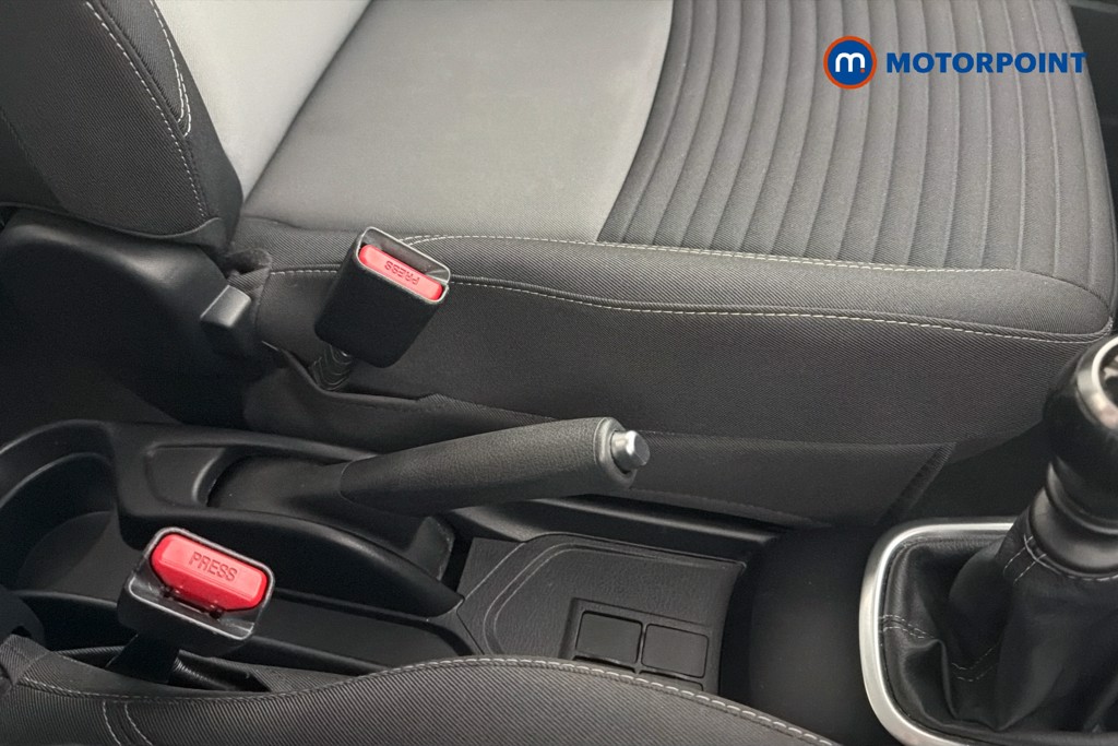 Toyota Yaris Icon Tech Manual Petrol Hatchback - Stock Number (1635731) - 16th supplementary image