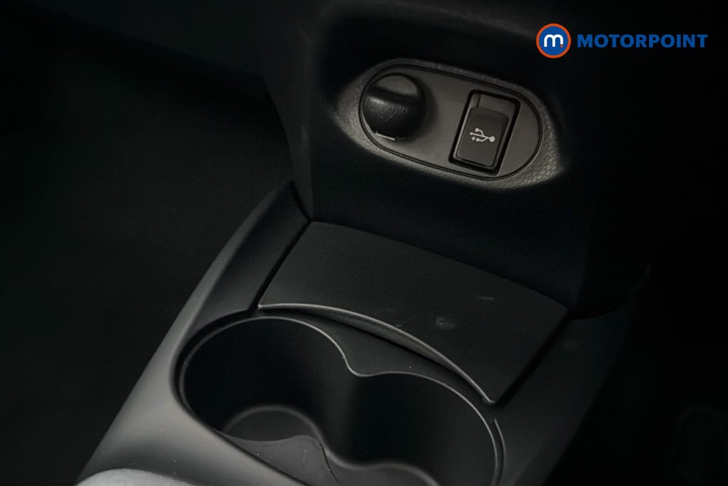 Toyota Yaris Icon Tech Manual Petrol Hatchback - Stock Number (1635731) - 17th supplementary image