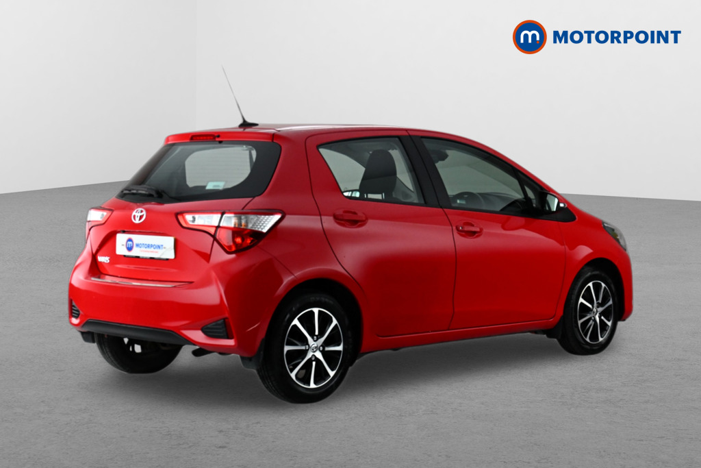 Toyota Yaris Icon Tech Manual Petrol Hatchback - Stock Number (1635731) - Drivers side rear corner