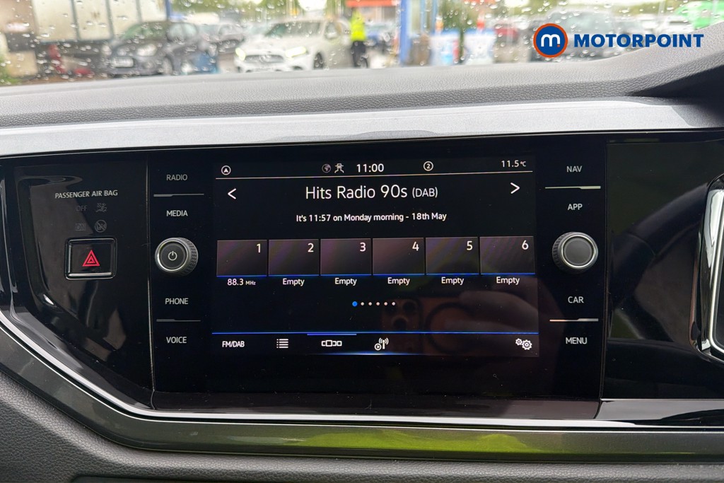 Volkswagen Polo Style Manual Petrol Hatchback - Stock Number (1636234) - 9th supplementary image
