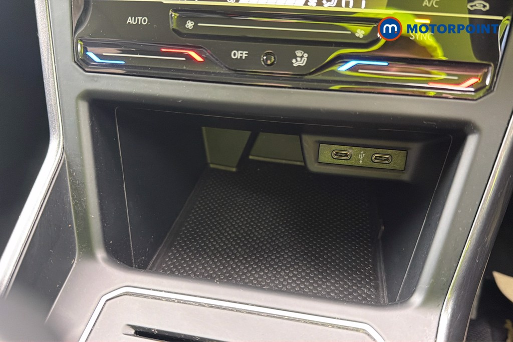 Volkswagen Polo Style Manual Petrol Hatchback - Stock Number (1636234) - 17th supplementary image