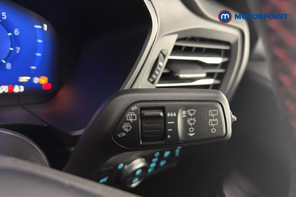 Ford Kuga St-Line Edition Manual Petrol SUV - Stock Number (1637753) - 7th supplementary image