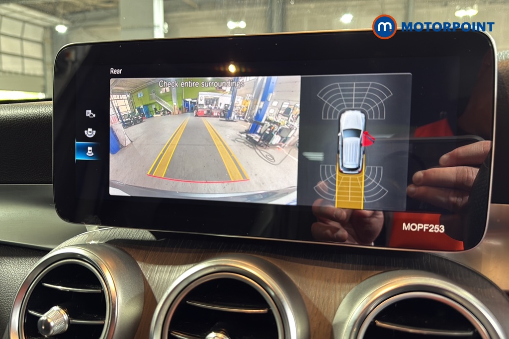Mercedes-Benz GLC Amg Line Automatic Petrol SUV - Stock Number (1638372) - 13th supplementary image