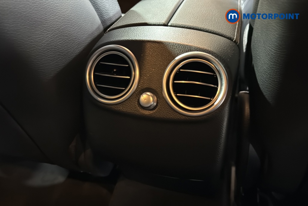 Mercedes-Benz GLC Amg Line Automatic Petrol SUV - Stock Number (1638372) - 28th supplementary image