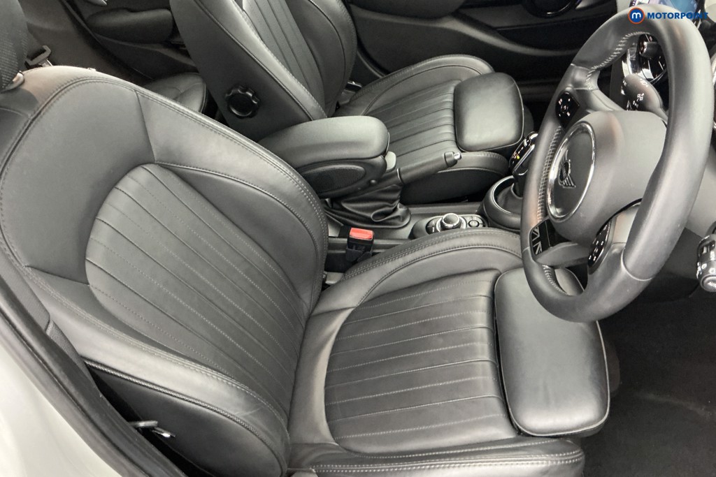 Mini Hatchback Cooper Exclusive Automatic Petrol Hatchback - Stock Number (1639168) - 5th supplementary image