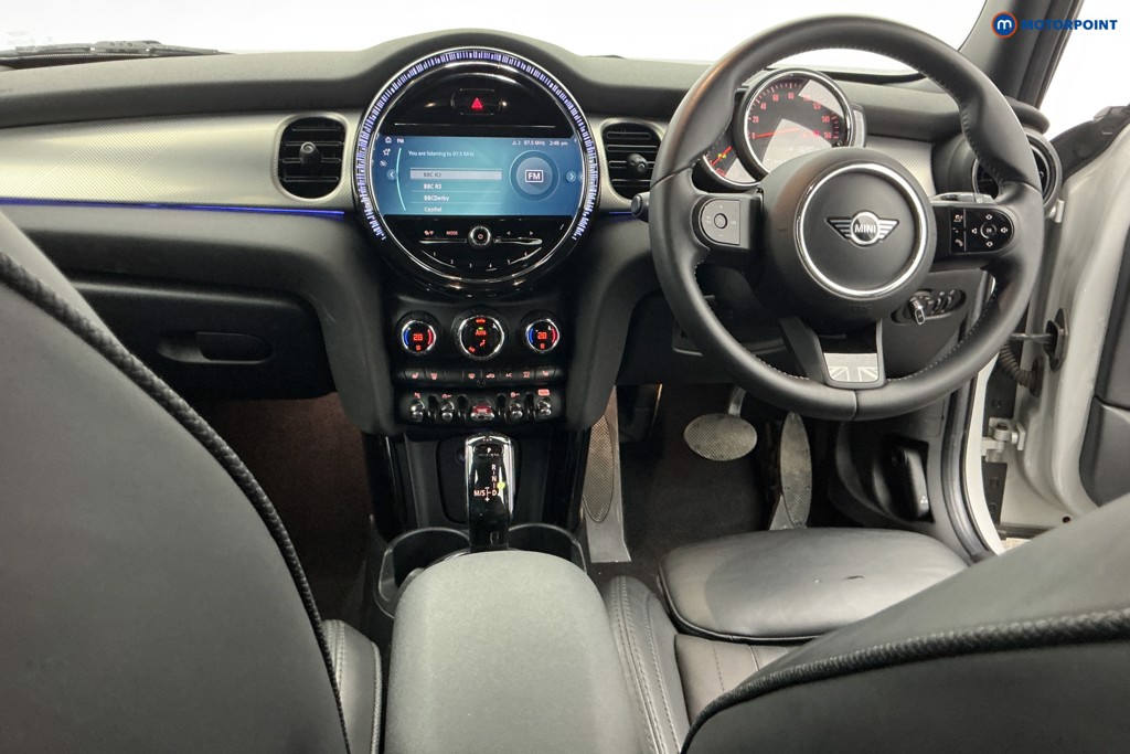 Mini Hatchback Cooper Exclusive Automatic Petrol Hatchback - Stock Number (1639168) - 12th supplementary image