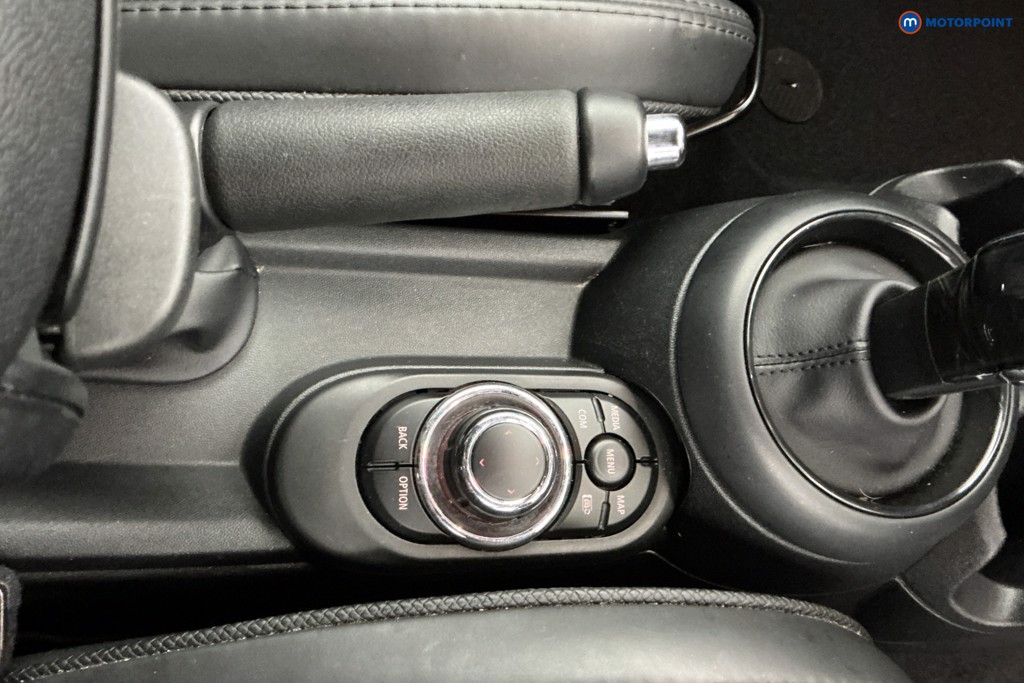 Mini Hatchback Cooper Exclusive Automatic Petrol Hatchback - Stock Number (1639168) - 14th supplementary image