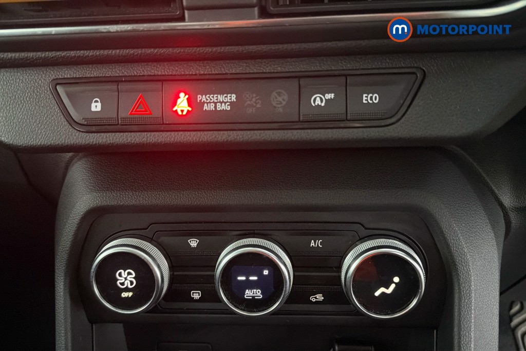 Dacia Sandero Stepway Prestige Manual Petrol Hatchback - Stock Number (1640225) - 12th supplementary image