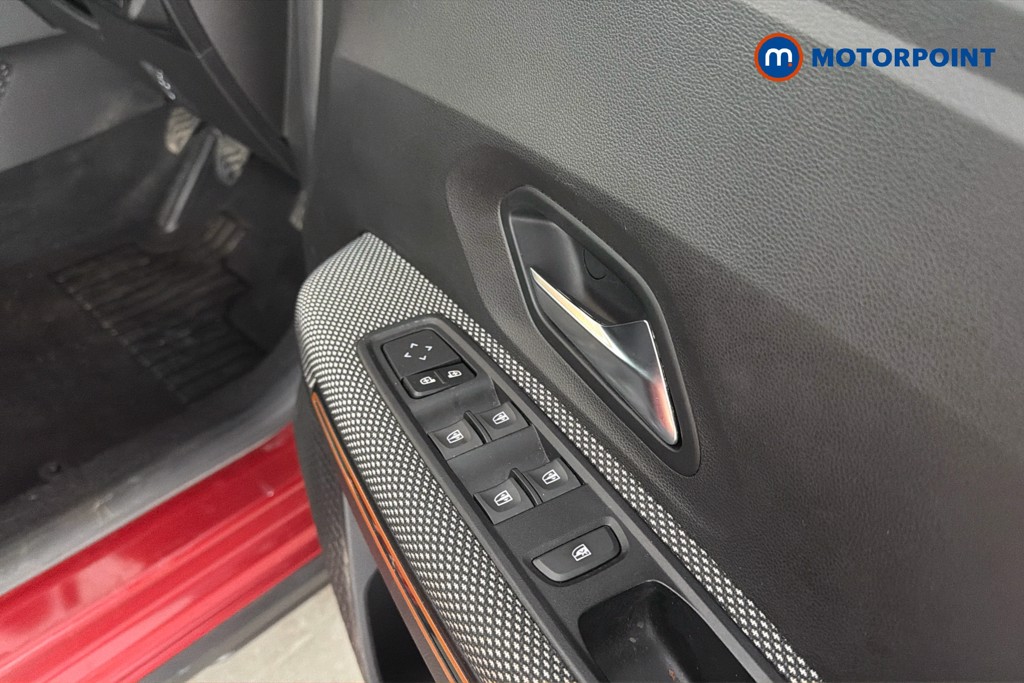 Dacia Sandero Stepway Prestige Manual Petrol Hatchback - Stock Number (1640225) - 42nd supplementary image