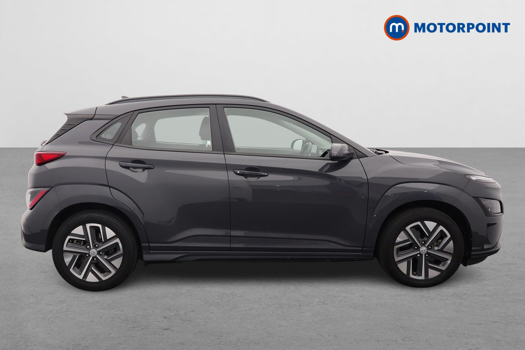 Hyundai Kona Se Connect Automatic Electric SUV - Stock Number (1640749) - Drivers side