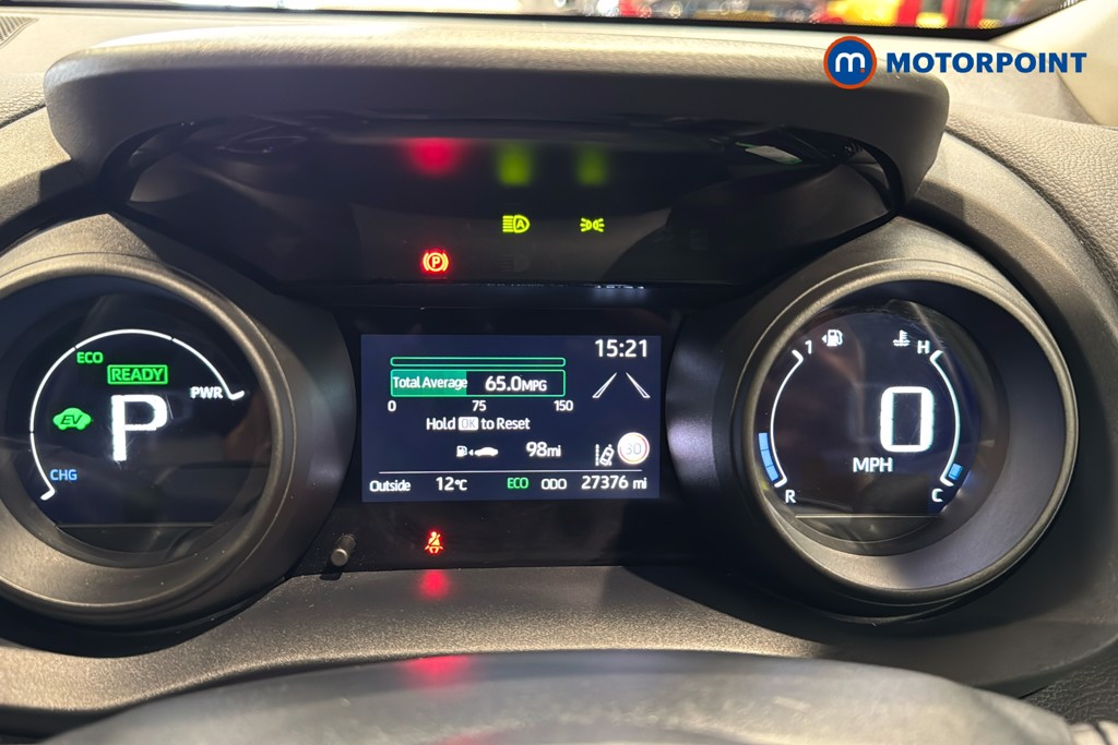 Toyota Yaris Design Automatic Petrol-Electric Hybrid Hatchback - Stock Number (1640916) - 8th supplementary image