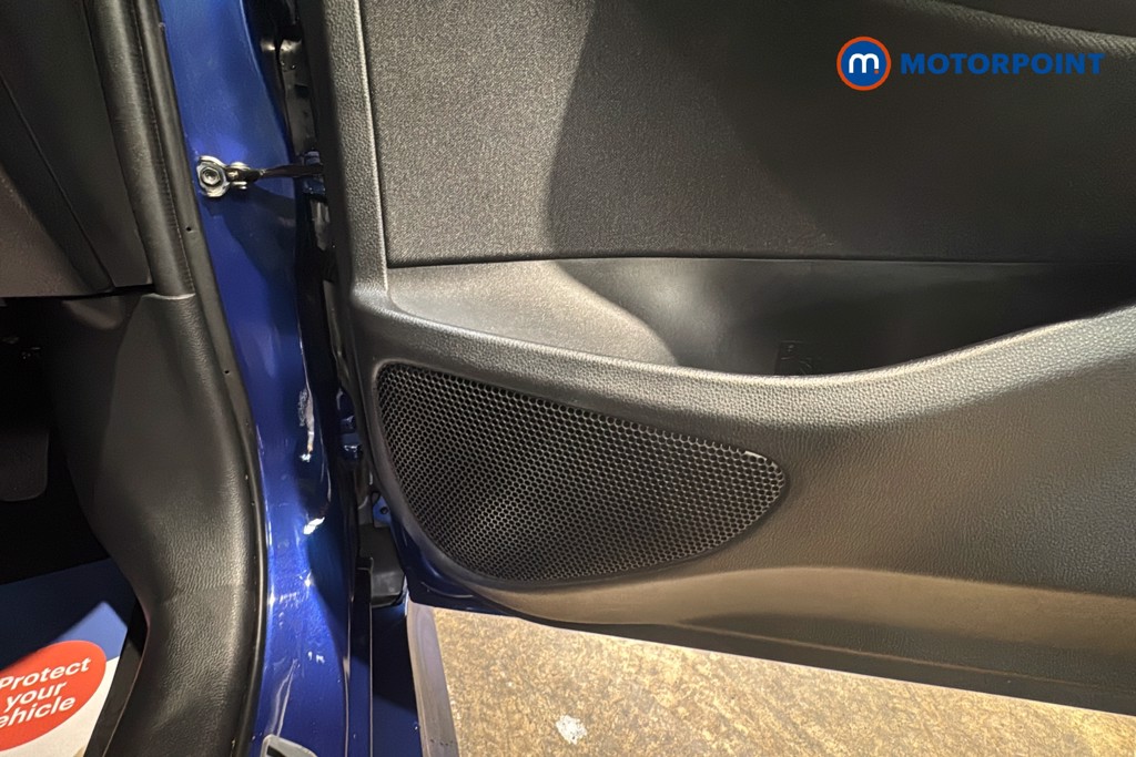 Toyota Yaris Design Automatic Petrol-Electric Hybrid Hatchback - Stock Number (1640916) - 21st supplementary image