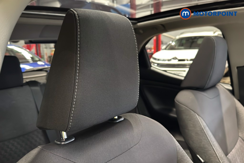 Toyota Yaris Design Automatic Petrol-Electric Hybrid Hatchback - Stock Number (1640916) - 23rd supplementary image