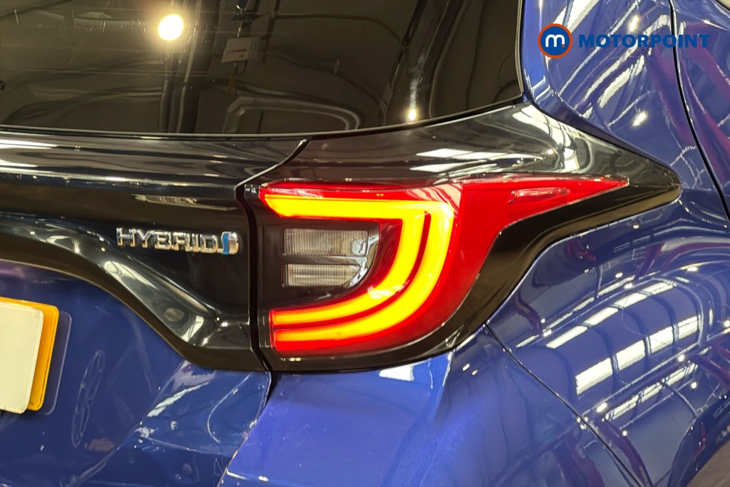 Toyota Yaris Design Automatic Petrol-Electric Hybrid Hatchback - Stock Number (1640916) - 38th supplementary image