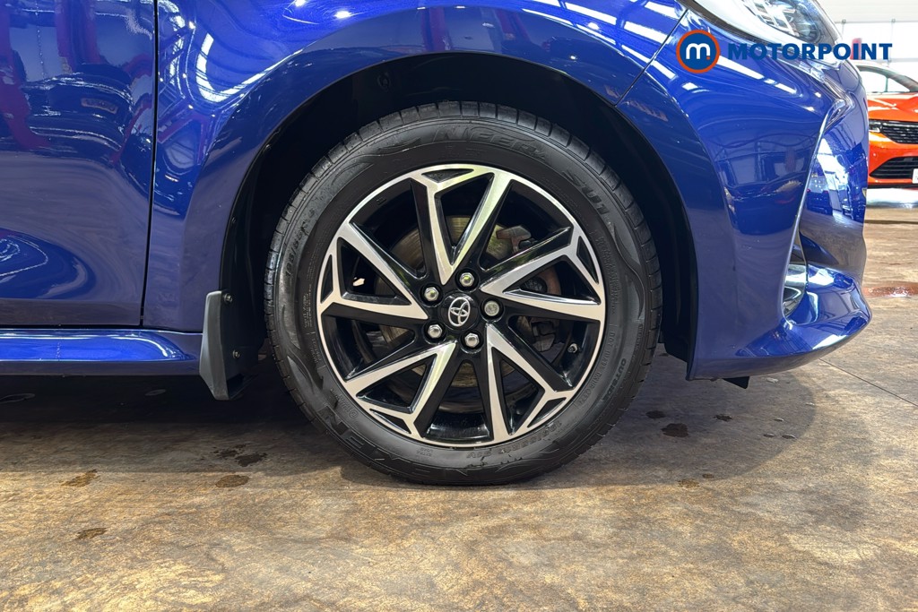 Toyota Yaris Design Automatic Petrol-Electric Hybrid Hatchback - Stock Number (1640916) - 50th supplementary image