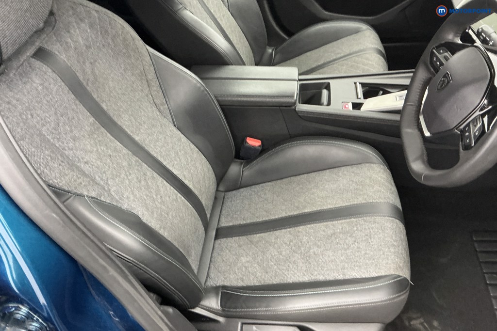 Peugeot 408 Allure Premium Automatic Petrol Hatchback - Stock Number (1641480) - 5th supplementary image