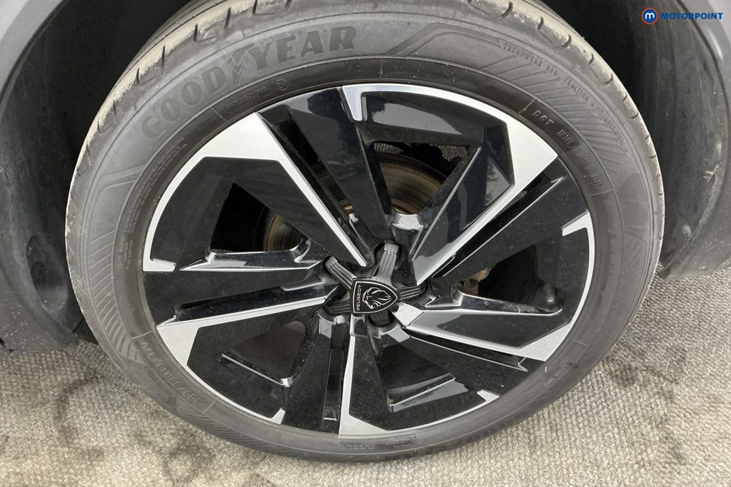 Peugeot 408 Allure Premium Automatic Petrol Hatchback - Stock Number (1641480) - 32nd supplementary image