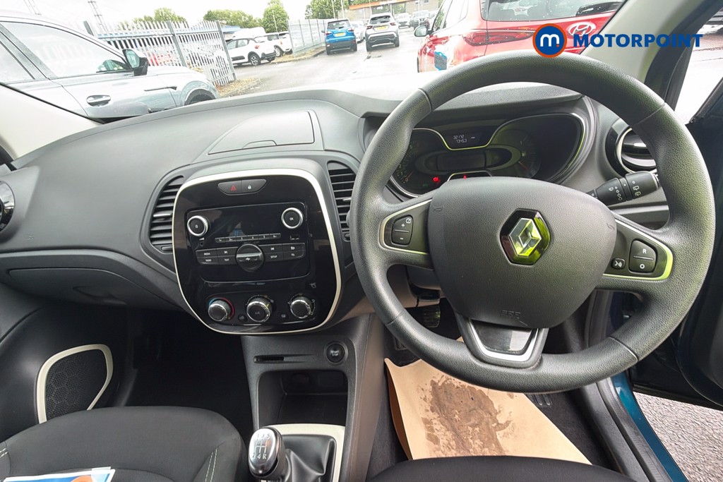 Renault Captur Play Manual Petrol SUV - Stock Number (1641644) - 2nd supplementary image