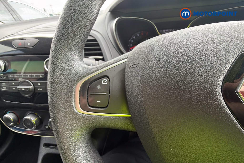 Renault Captur Play Manual Petrol SUV - Stock Number (1641644) - 3rd supplementary image