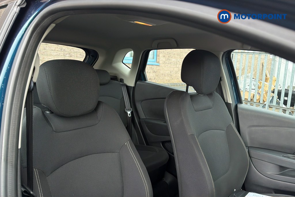 Renault Captur Play Manual Petrol SUV - Stock Number (1641644) - 22nd supplementary image