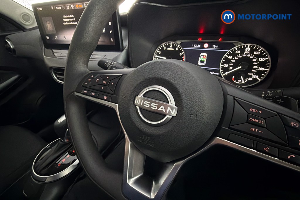 Nissan Juke Acenta Premium Automatic Petrol SUV - Stock Number (1641706) - 5th supplementary image