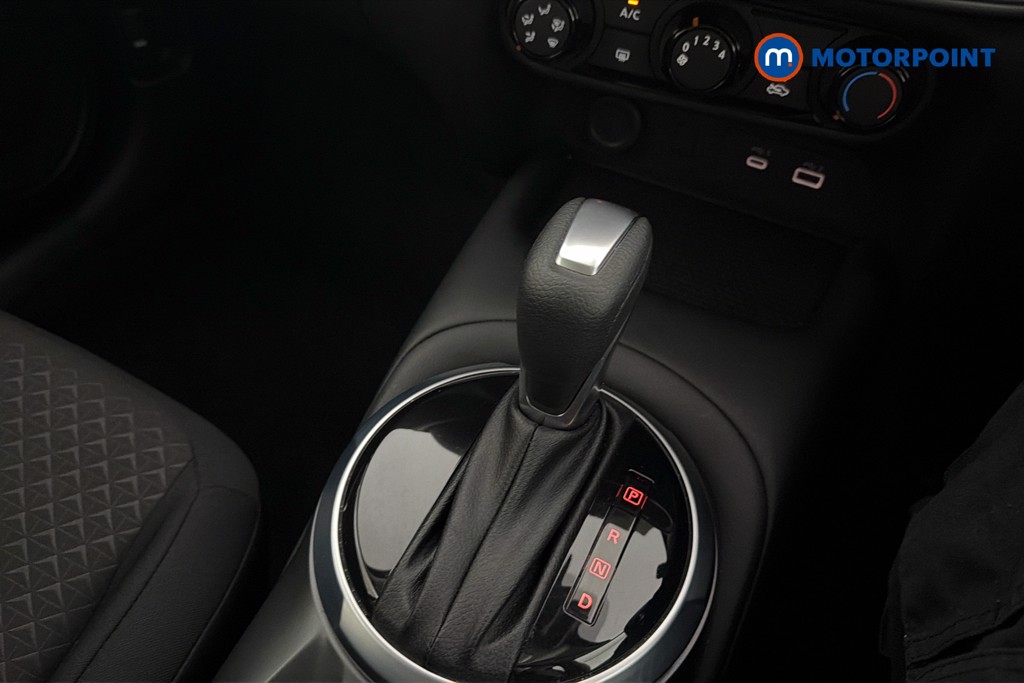 Nissan Juke Acenta Premium Automatic Petrol SUV - Stock Number (1641706) - 15th supplementary image