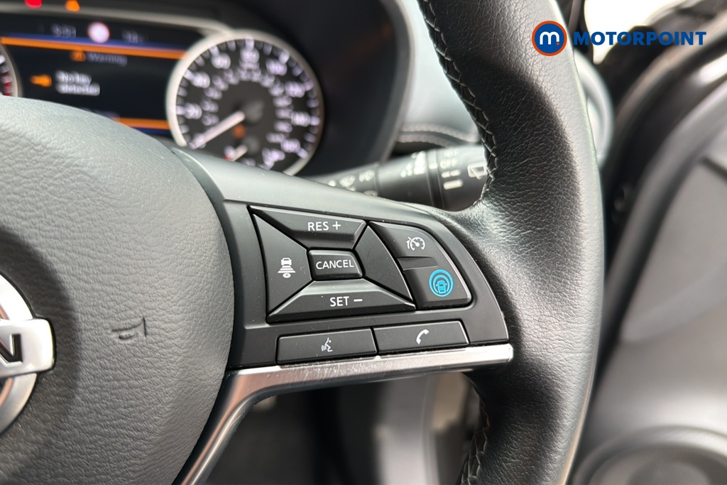 Nissan Juke Tekna Manual Petrol SUV - Stock Number (1641764) - 3rd supplementary image