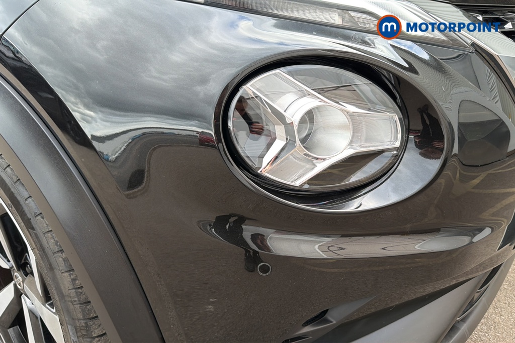 Nissan Juke Tekna Manual Petrol SUV - Stock Number (1641764) - 38th supplementary image