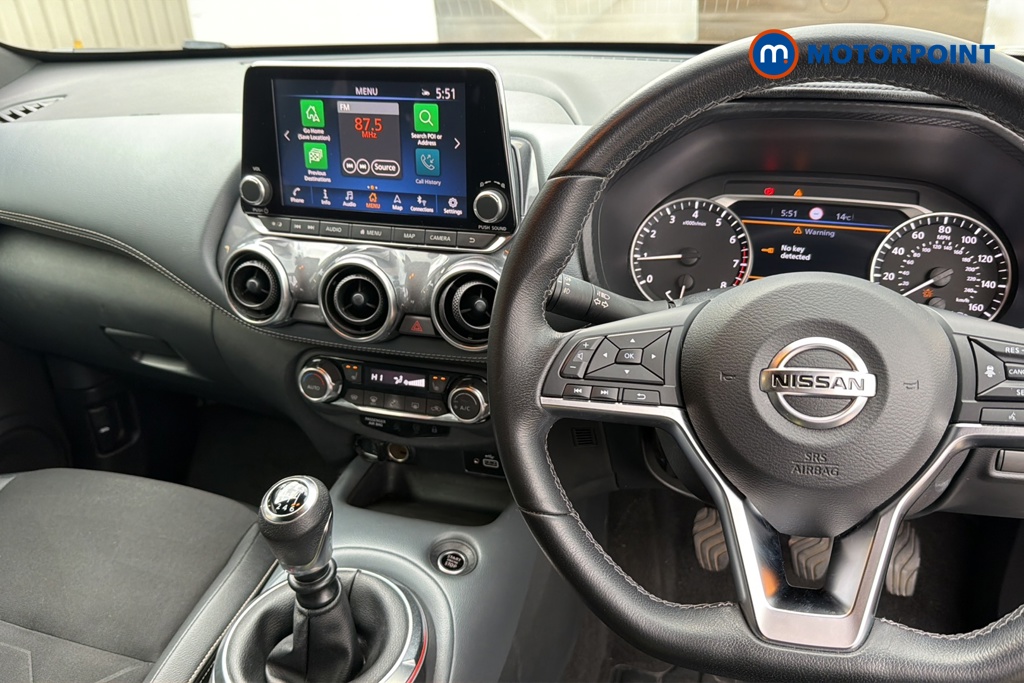 Nissan Juke Tekna Manual Petrol SUV - Stock Number (1641764) - 1st supplementary image