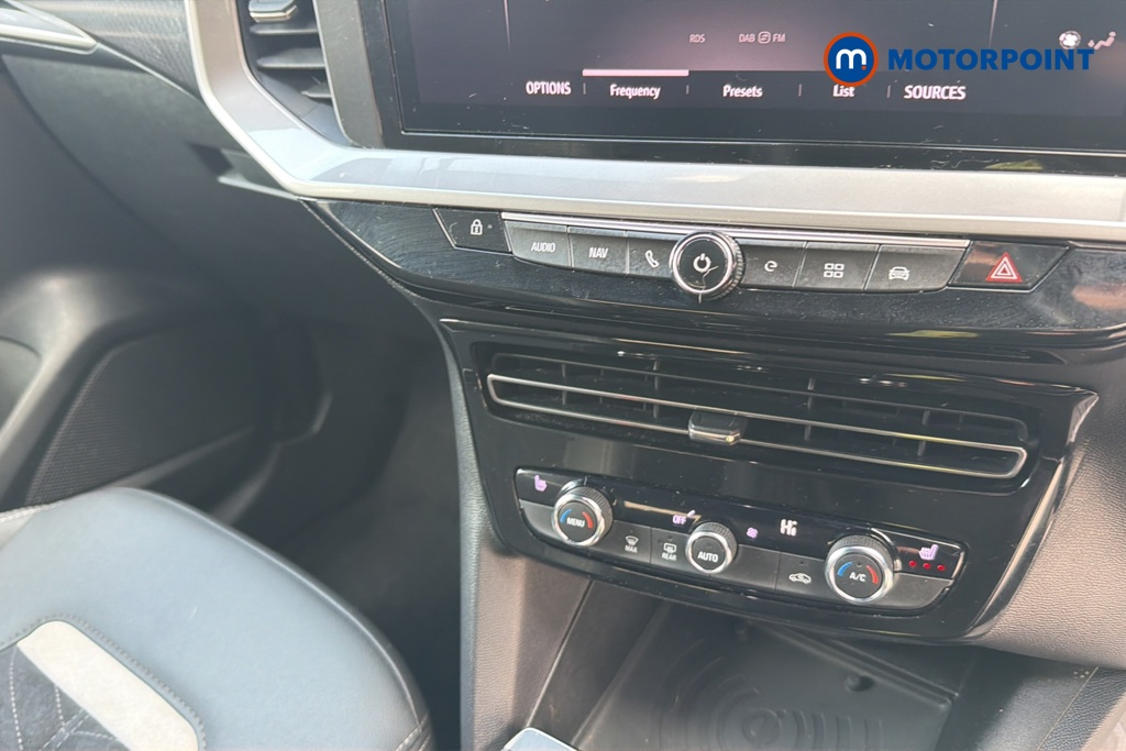 Vauxhall Mokka Ultimate Automatic Electric SUV - Stock Number (1641778) - 12th supplementary image