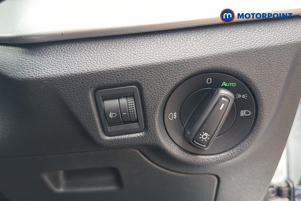 Skoda Kamiq Se Drive Manual Petrol SUV - Stock Number (1642221) - 11th supplementary image