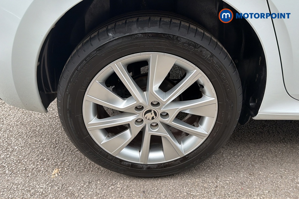 Skoda Kamiq Se Drive Manual Petrol SUV - Stock Number (1642221) - 46th supplementary image