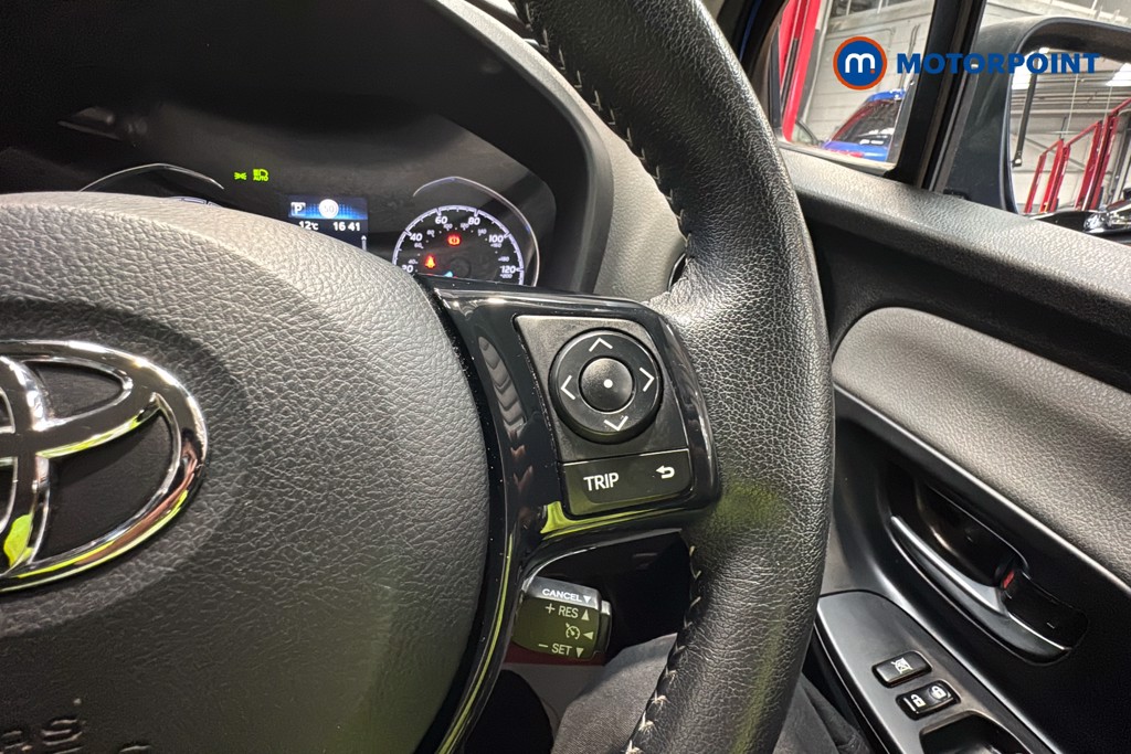 Toyota Yaris Icon Tech Automatic Petrol-Electric Hybrid Hatchback - Stock Number (1642246) - 4th supplementary image