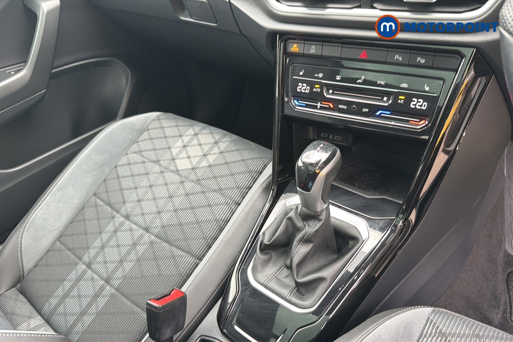 Volkswagen T-Roc R-Line Automatic Petrol SUV - Stock Number (1642321) - 15th supplementary image