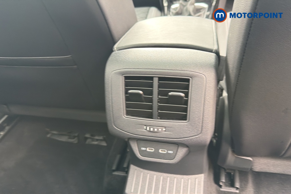 Volkswagen T-Roc R-Line Automatic Petrol SUV - Stock Number (1642321) - 28th supplementary image