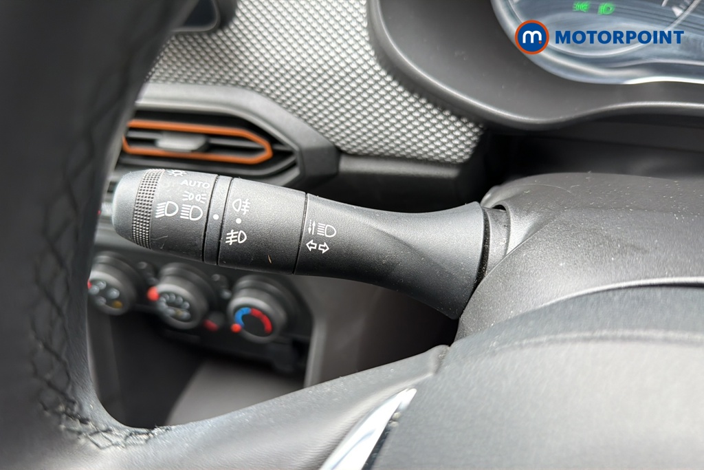 Dacia Sandero Stepway Comfort Automatic Petrol Hatchback - Stock Number (1642749) - 5th supplementary image