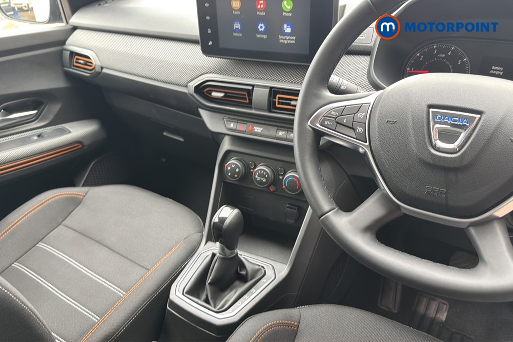 Dacia Sandero Stepway Comfort Automatic Petrol Hatchback - Stock Number (1642749) - 1st supplementary image