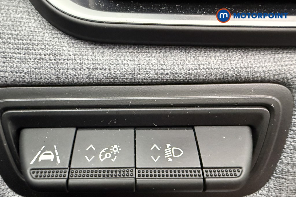 Renault Clio Evolution Manual Petrol Hatchback - Stock Number (1642852) - 17th supplementary image