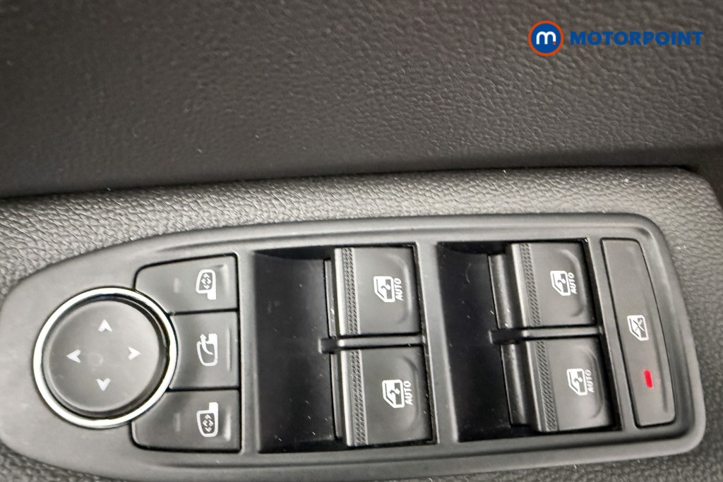 Renault Clio Evolution Manual Petrol Hatchback - Stock Number (1642852) - 19th supplementary image