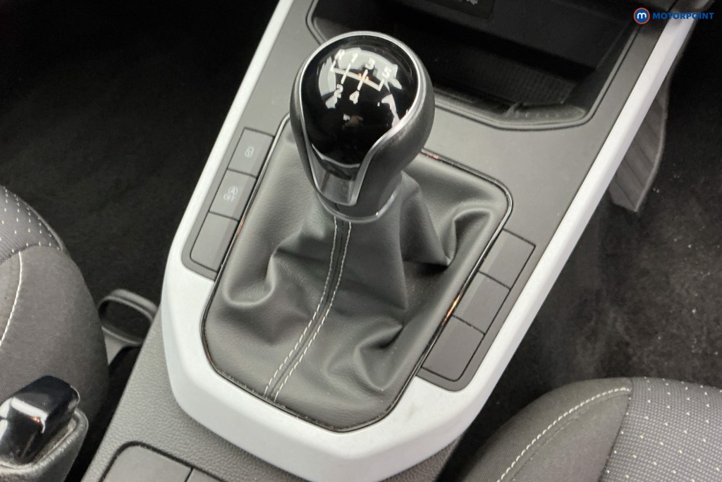 Seat Arona Se Technology Manual Petrol SUV - Stock Number (1642970) - 15th supplementary image