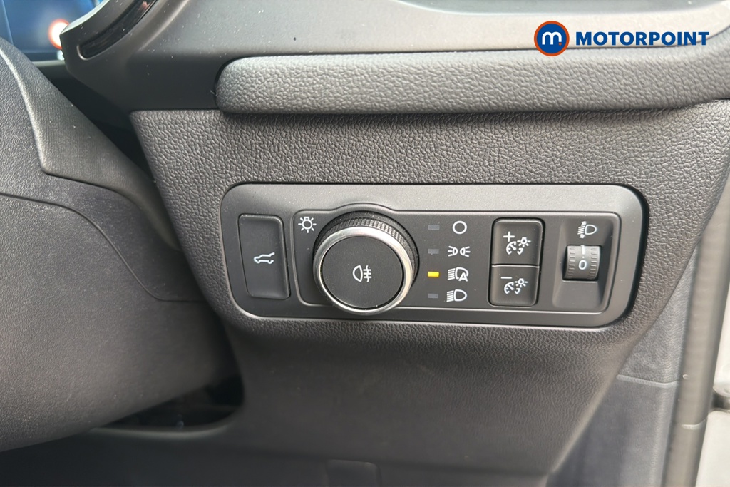 Ford Kuga St-Line Automatic Petrol-Electric Hybrid SUV - Stock Number (1643245) - 11th supplementary image